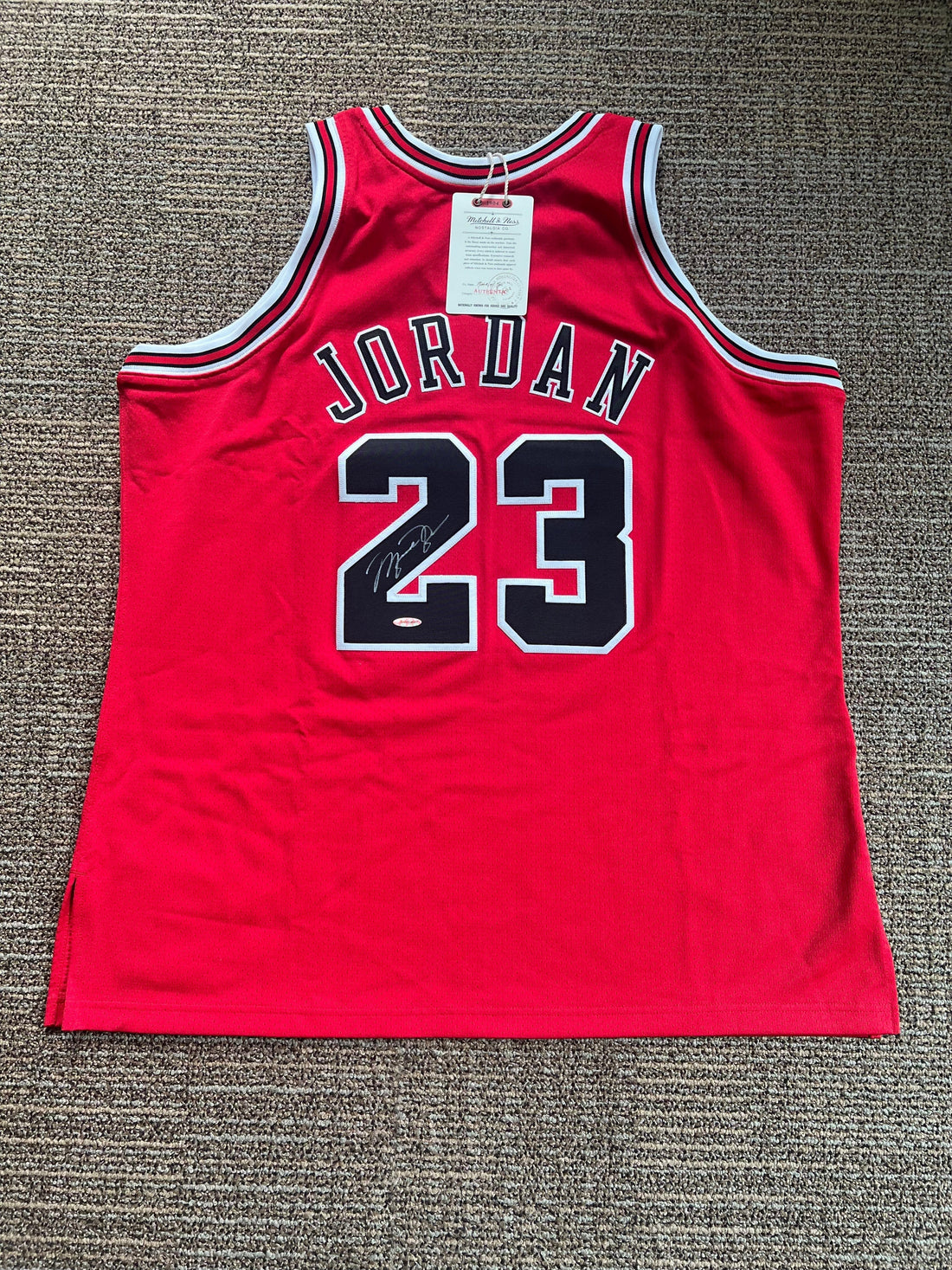SIGNED! Michael Jordan Jersey!